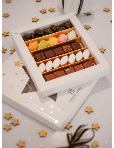 Boîte étoile en assortiment confiseries et...