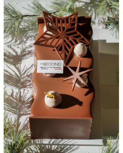 Accueil Buche Comète noisettes 4/5 personnes