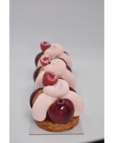 Gâteaux Saint Honoré framboise 2