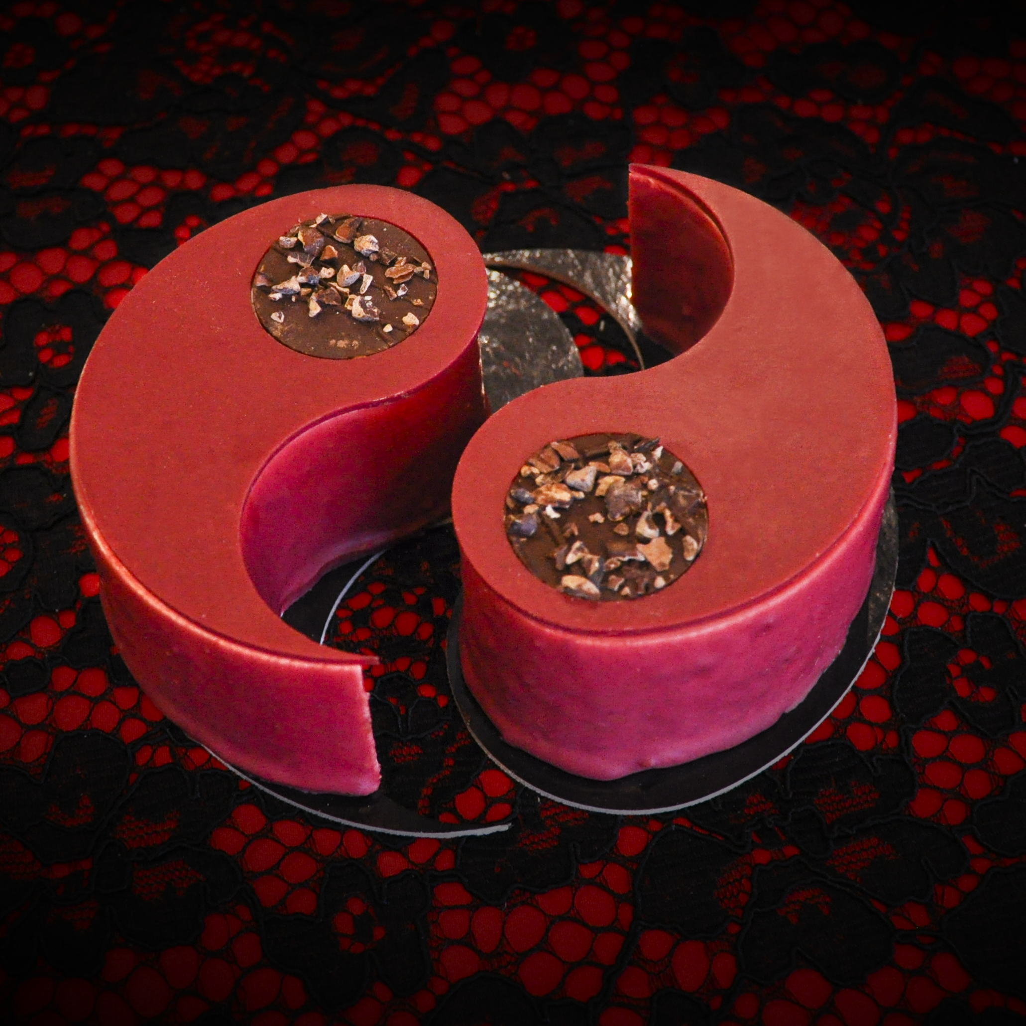 Gâteau Yin Yang fruits rouges